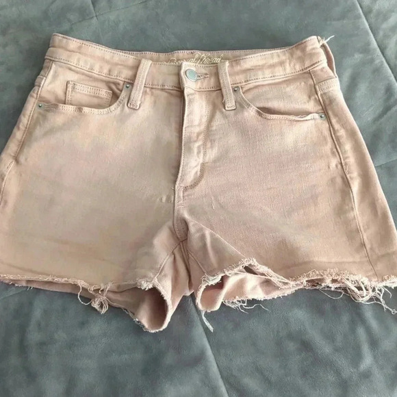 𝅺wild fable & universal thread junior shorts - Picture 5 of 7